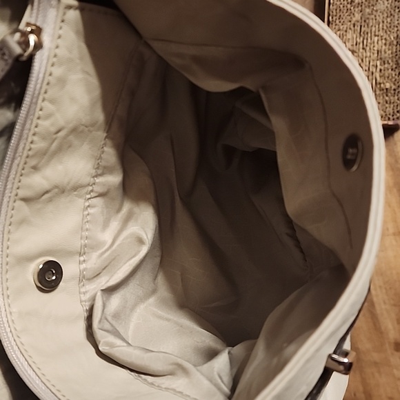 ‼️50%_5+Bundles‼️ ROSETTI Shoulder Bag P2 - Picture 6 of 14